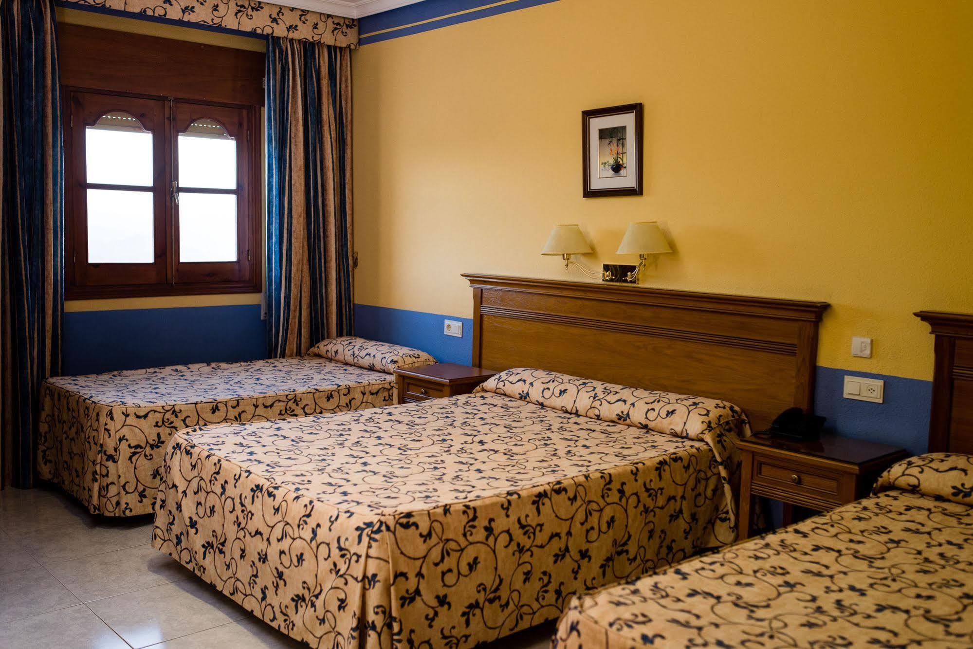 La Sierra Hotel Antequera Bagian luar foto