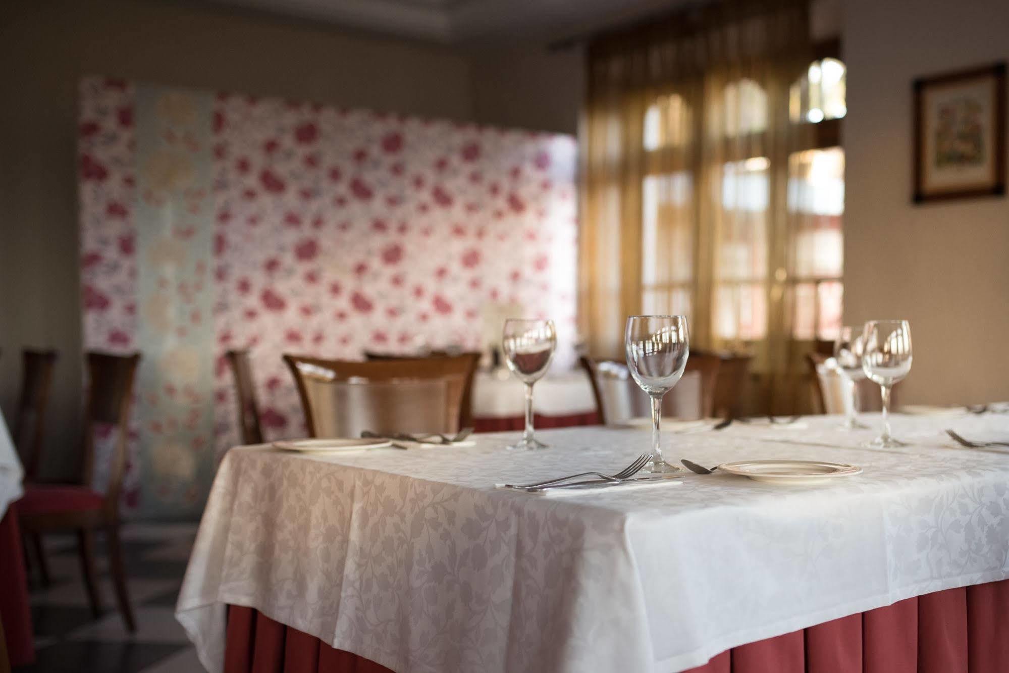 La Sierra Hotel Antequera Bagian luar foto