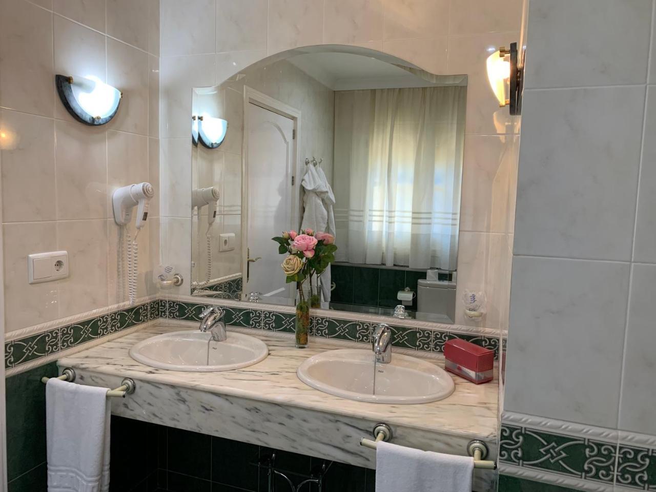 La Sierra Hotel Antequera Bagian luar foto