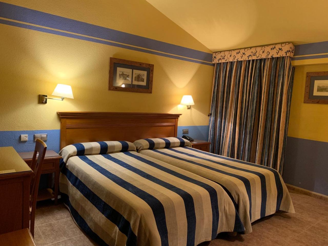 La Sierra Hotel Antequera Bagian luar foto